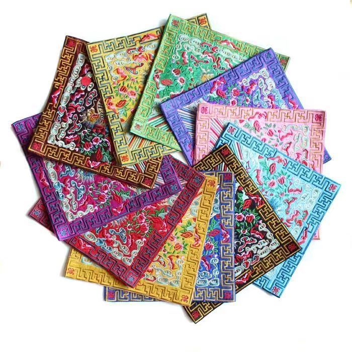 Factory Outlet Qing Dynasty Official Clothing Buzi Embroidered Pieces Military Officials Yipin Kirin Embroidered Pieces Phone Pad Ethnic Style Crafts