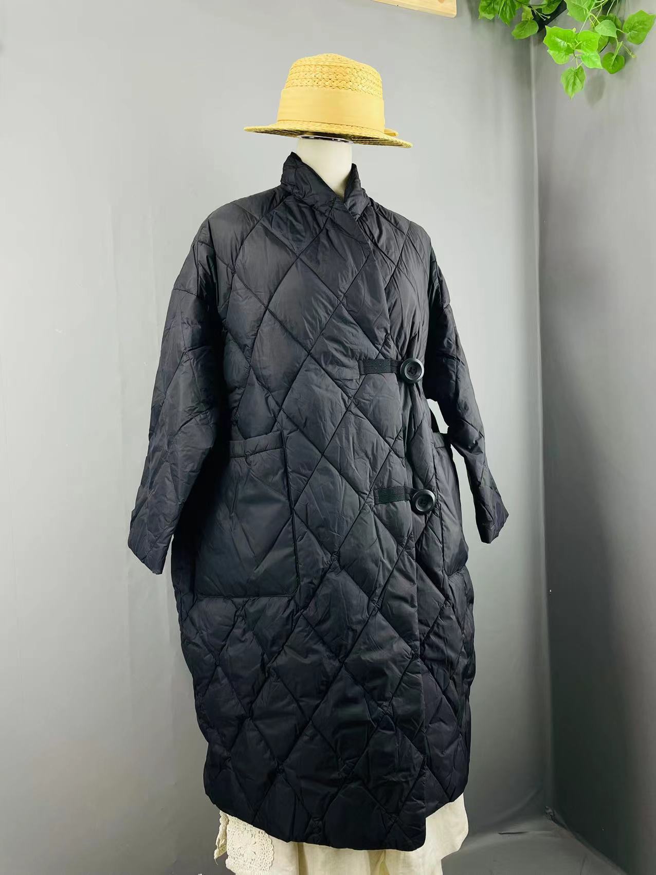 Special Offer 2025 Spring New Women's Turtleneck Loose down Jacket Versatile Export Style Thick Long-Sleeved White Duck down Coat