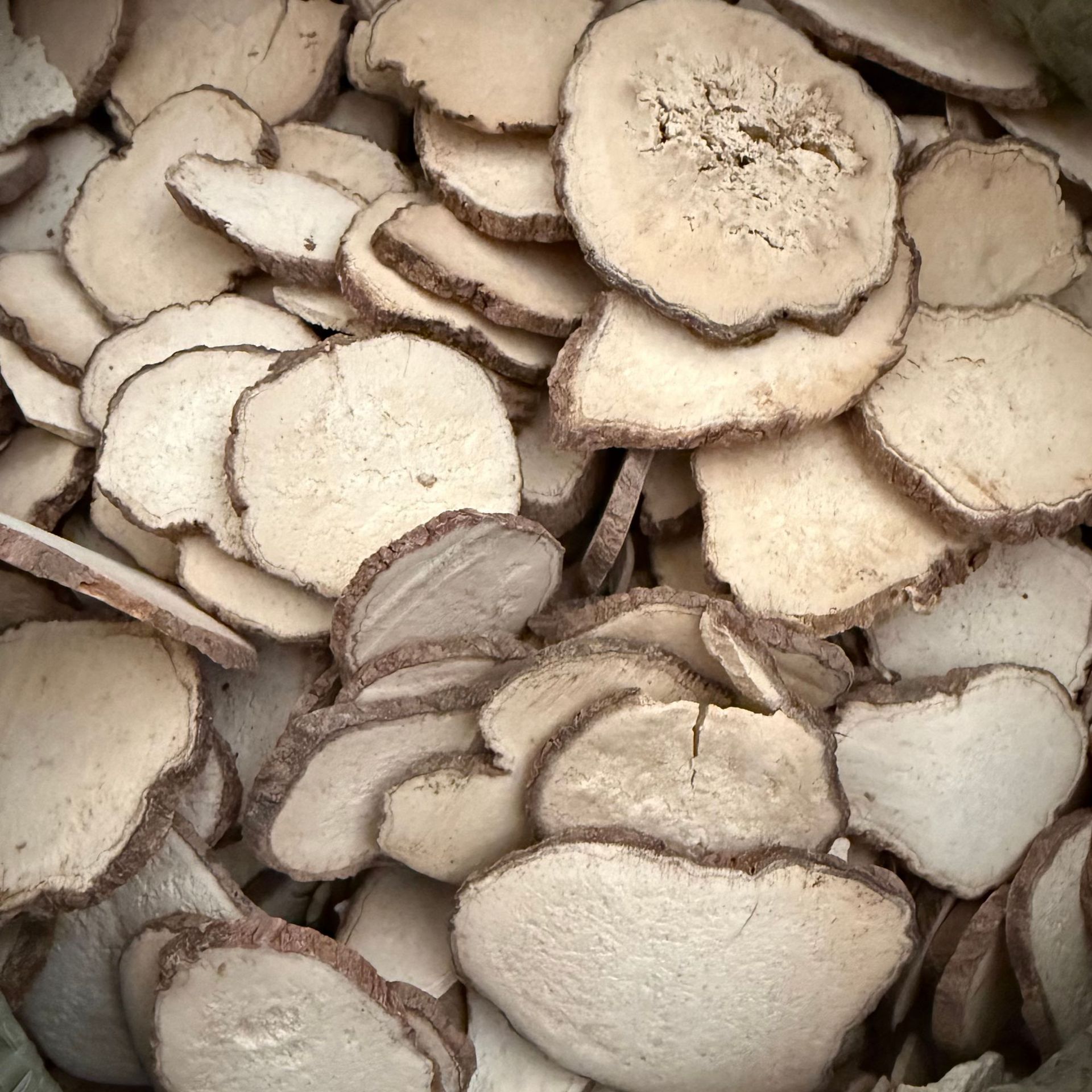 Directly Supplied from the Place of Origin: Rhizoma Polygonatum Odoratum (Seven-Leaf One-Flower Plant) Slices, Free Powdering Service