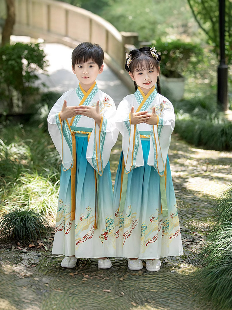 Children's Hanfu for Boys, Traditional Chinese Style Three-Character Classic Performance Clothing, Suitable for Daily Wear, Chinese Style with a High-End Feel, Girls' Hanfu
