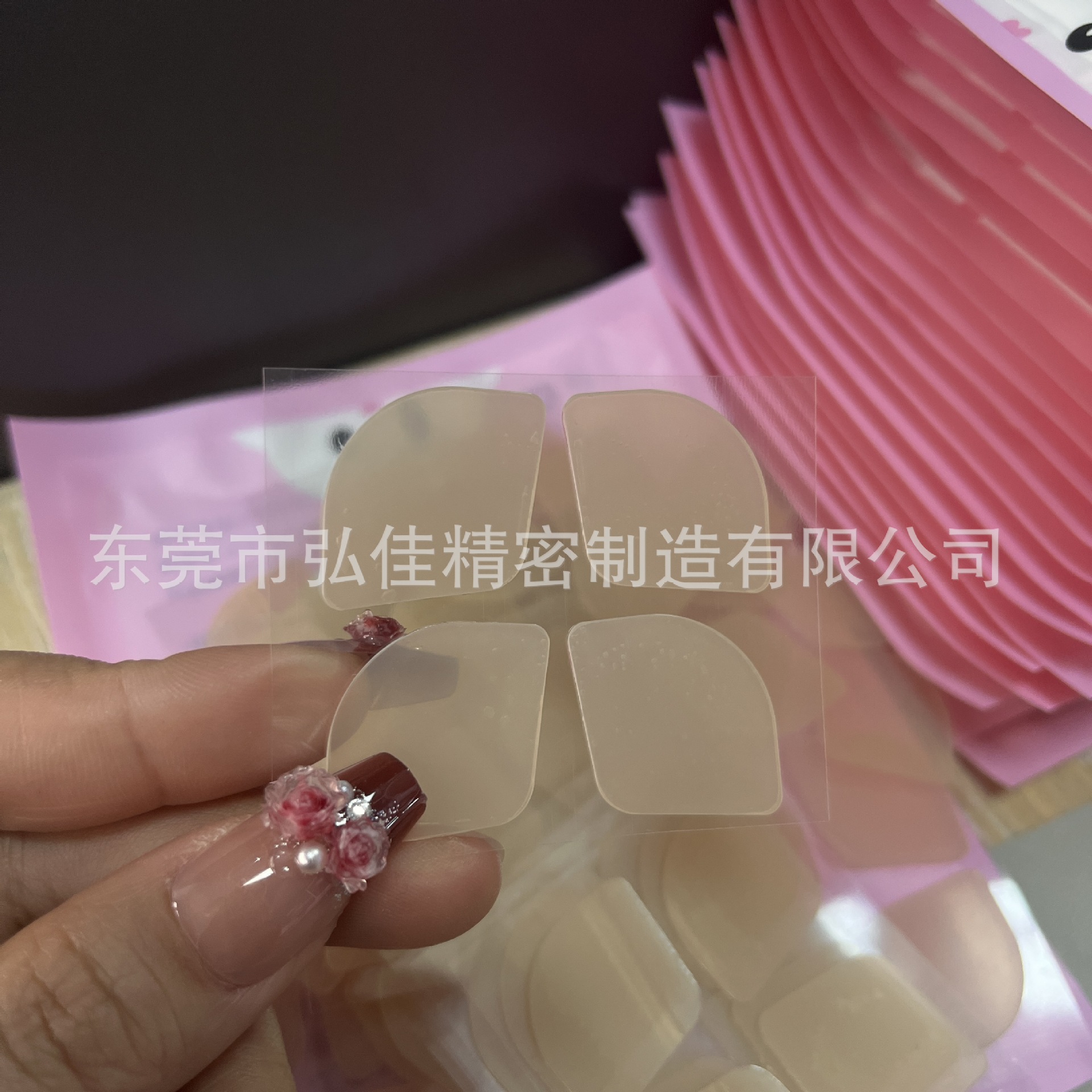 in stock Upgraded Skin Color Small Chip Elf Ear Stickers Soft Silicone Non-foreign-body Sense Invisible Skin-friendly Matte Elf Ear