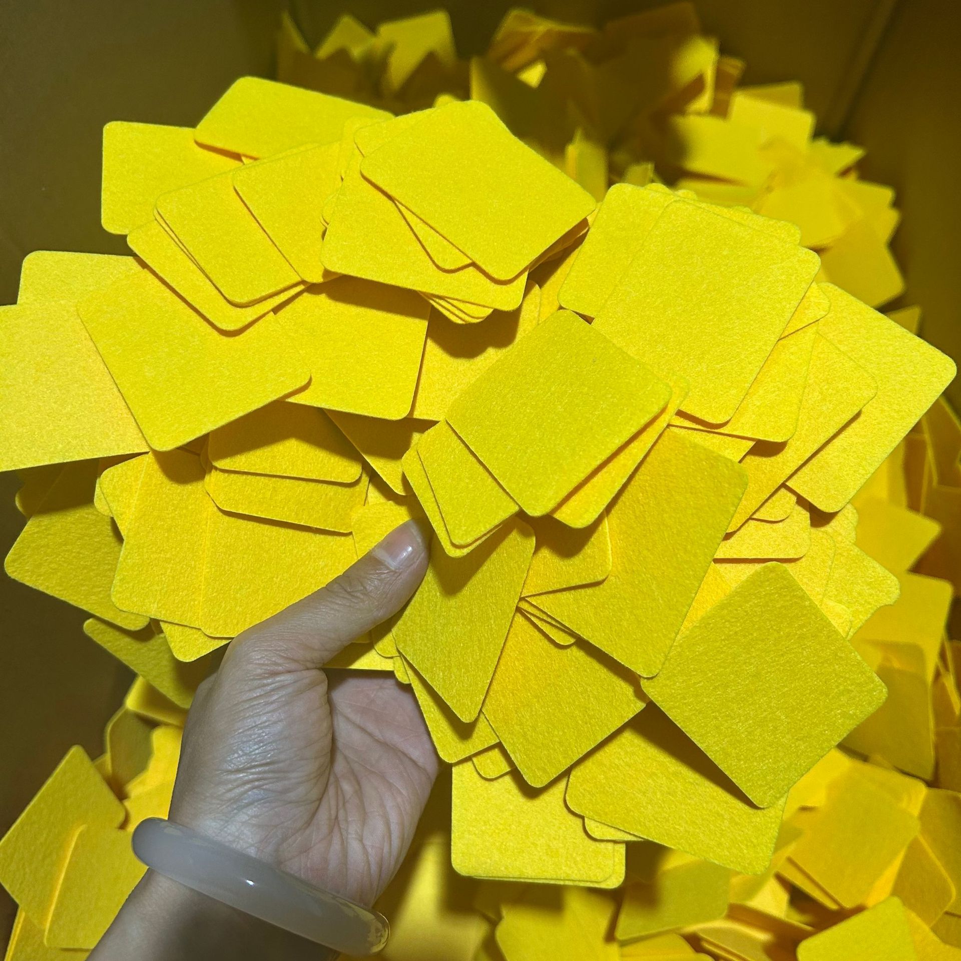 Fiber Cotton Absorbent Cotton Strips, Hanging Neck Fan Perfume Scented Cotton Pads, Essential Oil Volatile Device, Aromatherapy Cotton Pads