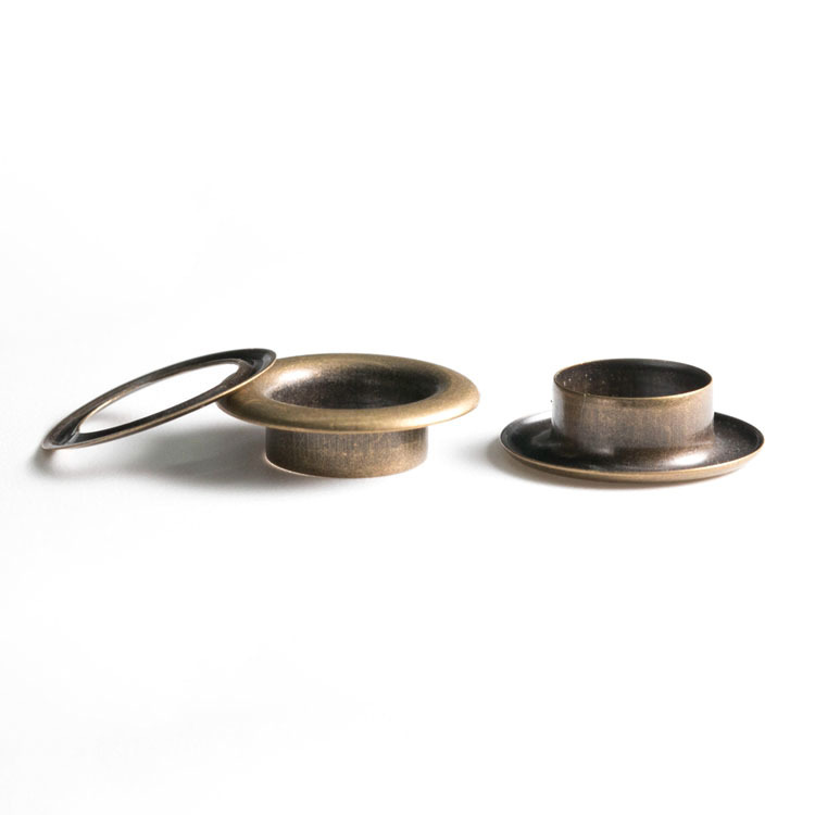 Factory Direct Supply of Metal Eyelets with Round Edges, Eyelet Buckles for Clothing and Bags, Decorative Edge Eyelet Buckles with Complete Types