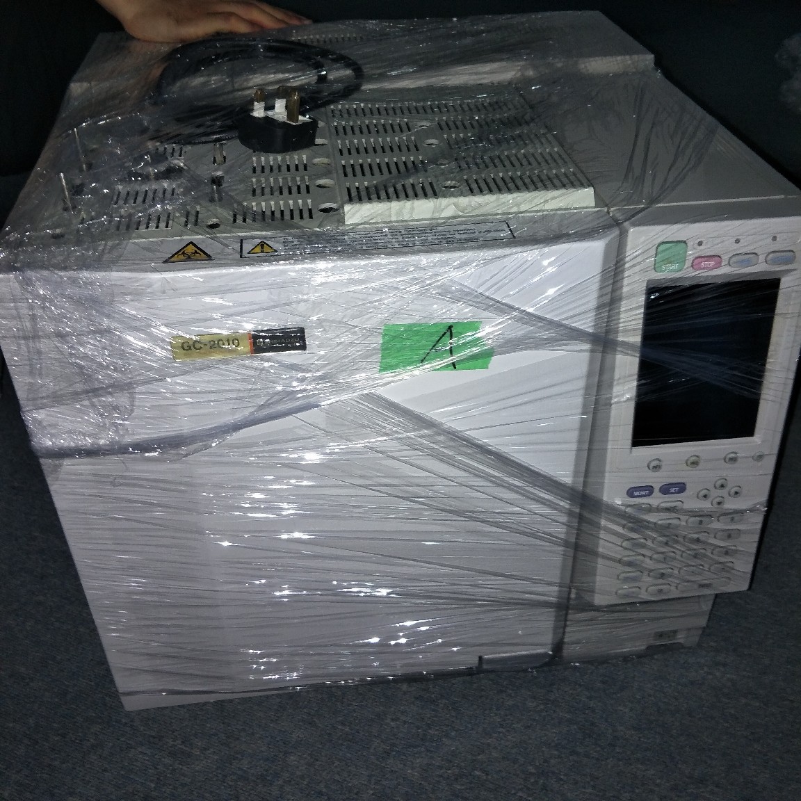 Used Shimadzu Gc-2010 Plus Gas Chromatograph