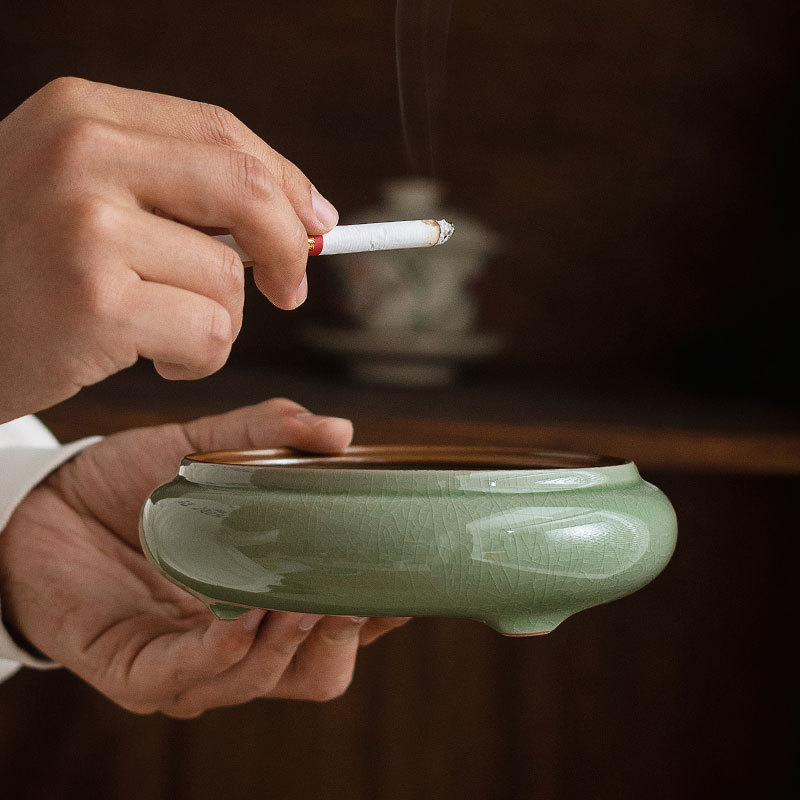 Ashtray Ceramic Anti-Fly Ash Large Tea Table with Lid Large Capacity Home Office Creative Personal Bedside Anti-Smoke