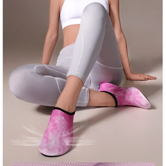 Indoor Fitness Shoes Yoga Shoes Women's Jumping Training Skipping Rope Dancing Mute Non-slip Home Soft Bottom Beach sneaker