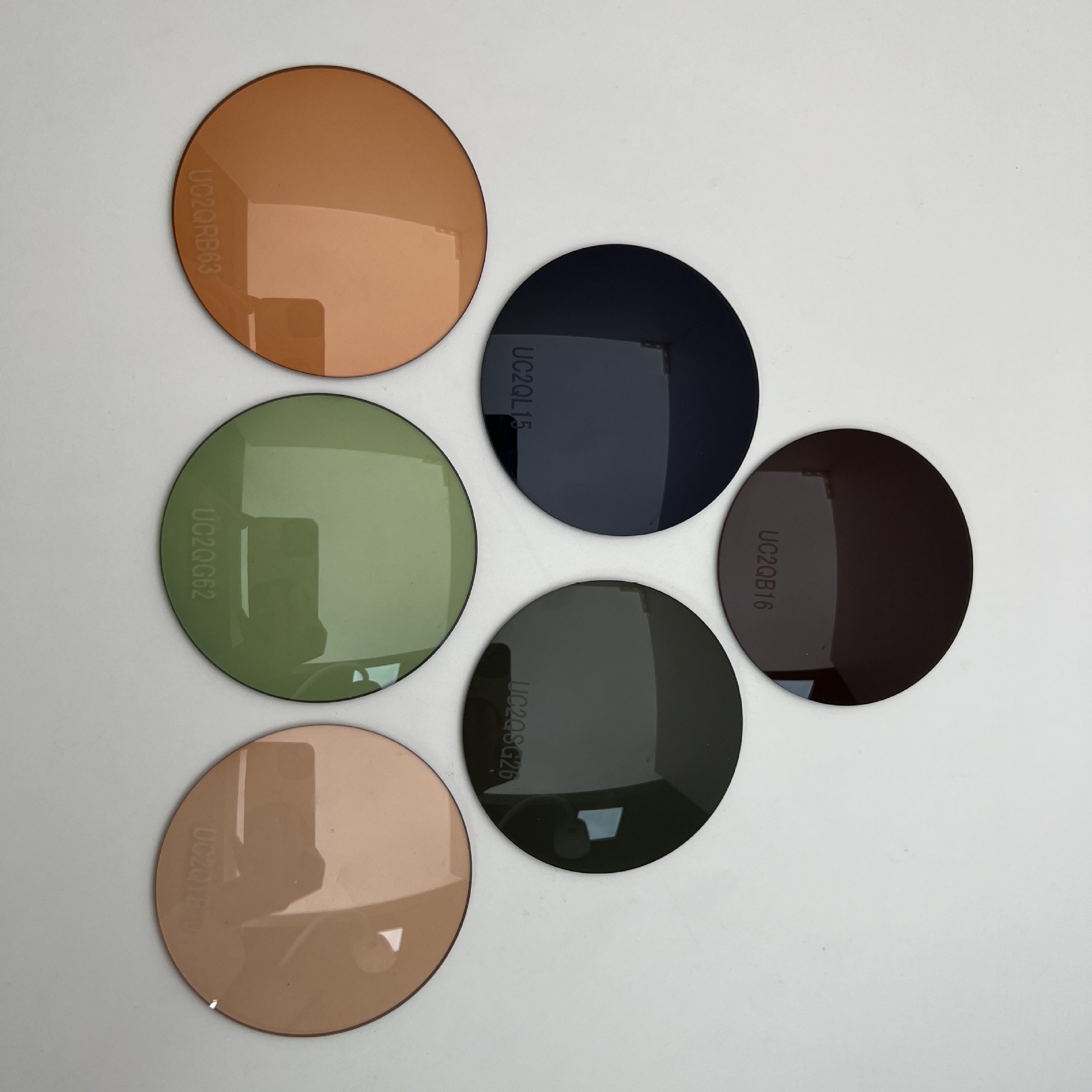 Pc Nylon Monochrome Lens Sunglasses with Various Beautiful Colors, Support Sample Customization, Quality Guaranteed