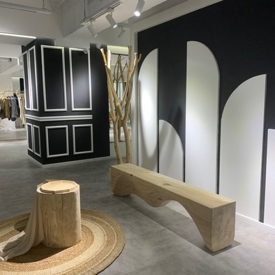 Fragrant Fir Wood Stake Log Coffee Table Large Size Solid Wood Pier Tree Pier Side Table Special-Shaped Bedside Table Old Wood Edge New Style