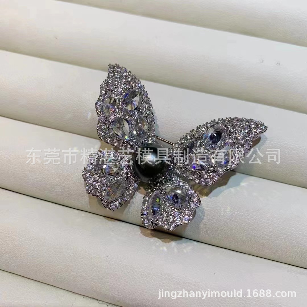 5-Axis Precision Carved Metal Aluminum Mold Manufacturing Brooch Pin Badge Metal Aluminum Mold Processing Brooch Mold