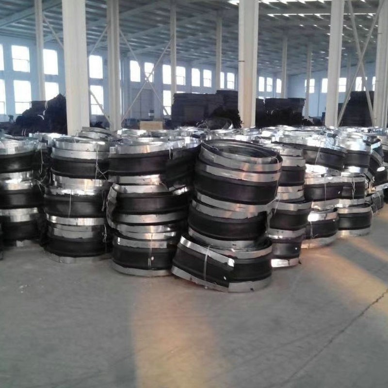 National standard 651-type rubber water stop belt buried back stick steel edge engineering waterproof steel plate water stop belt factory