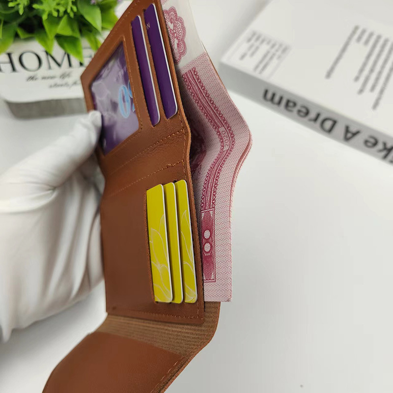 New Women's Wallet Fashionable and Simple 70% off Short Wallet Multi-Card Slot Multi-Functional Coin Purse