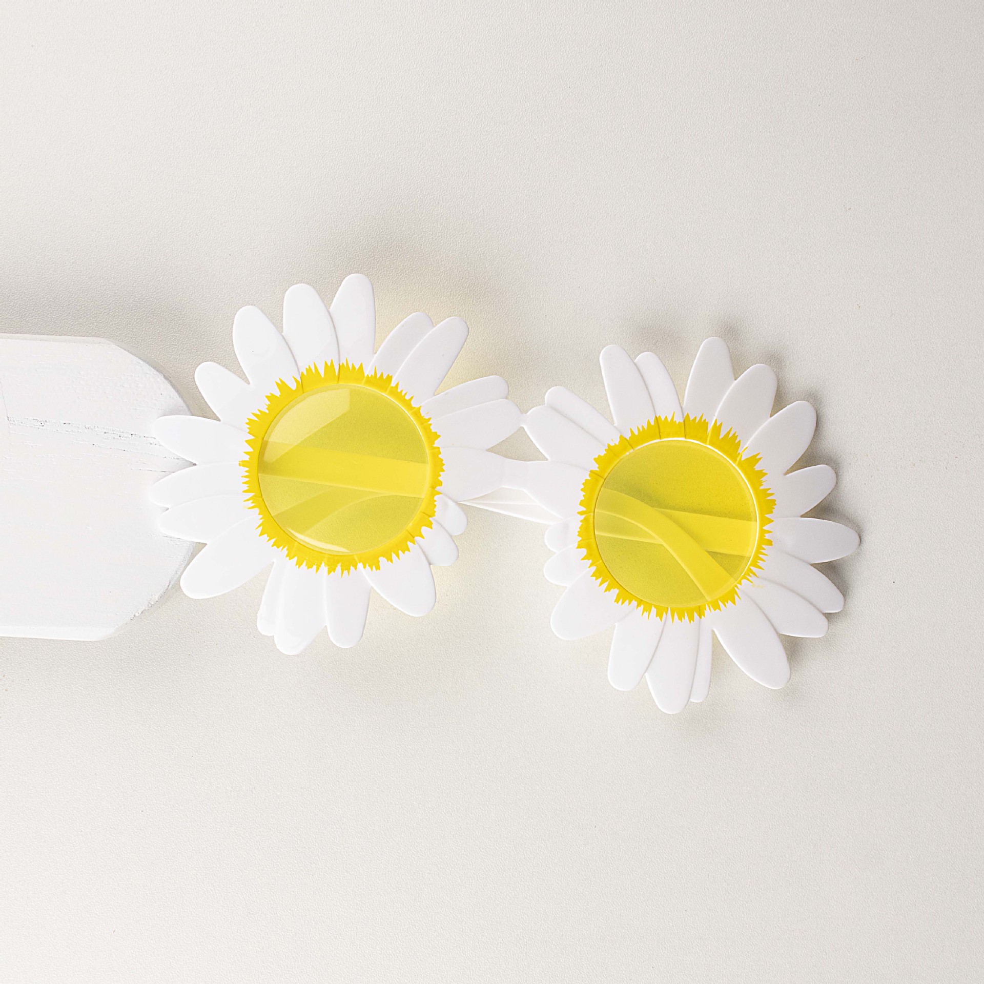 Decorative glasses party funny props sunflower daisy flower shape photo props plastic shape sunglasses