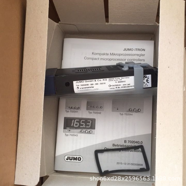 Цена подлежит подтверждению Контроллер температуры Jumo Модель: 639624 Ath-70 Tn60002086