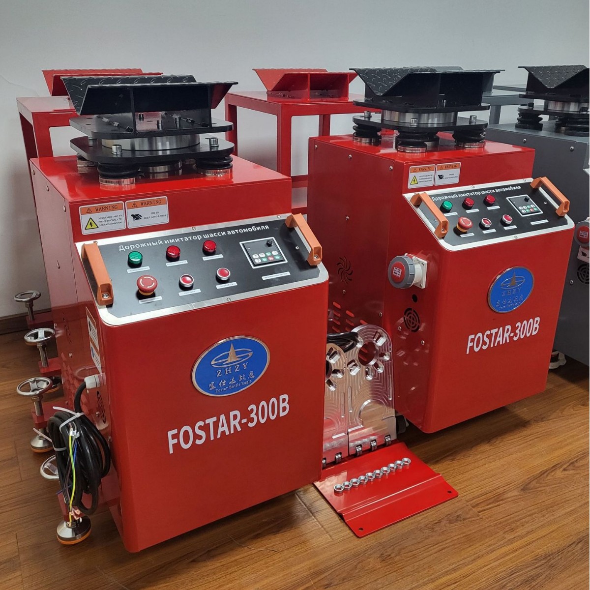 Российская серия Zhuya трансграничной электронной коммерции автомобильный общий шасси шумовая диагностика дорожный симулятор вибрационный тест