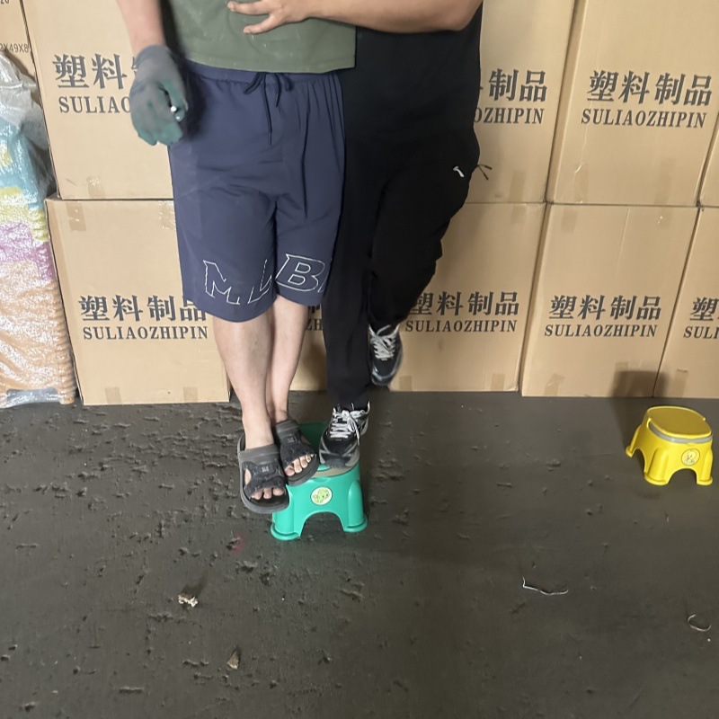 Household Children's Plastic Small Stool with Backrest, Stackable Portable Stool, Low Printed Gift Stool Wholesale