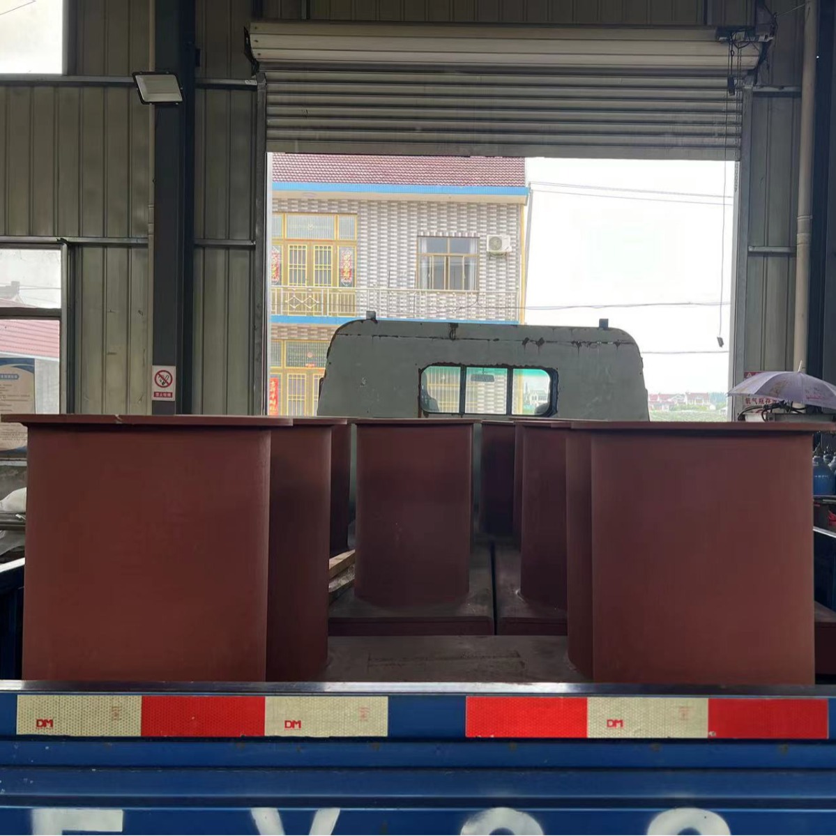 Cast Iron Ship Column Single and Double Column Bolt Ship Pile Cast Steel Cable Pile Ship Accessories Cable Pile Round Bottom Ship Column