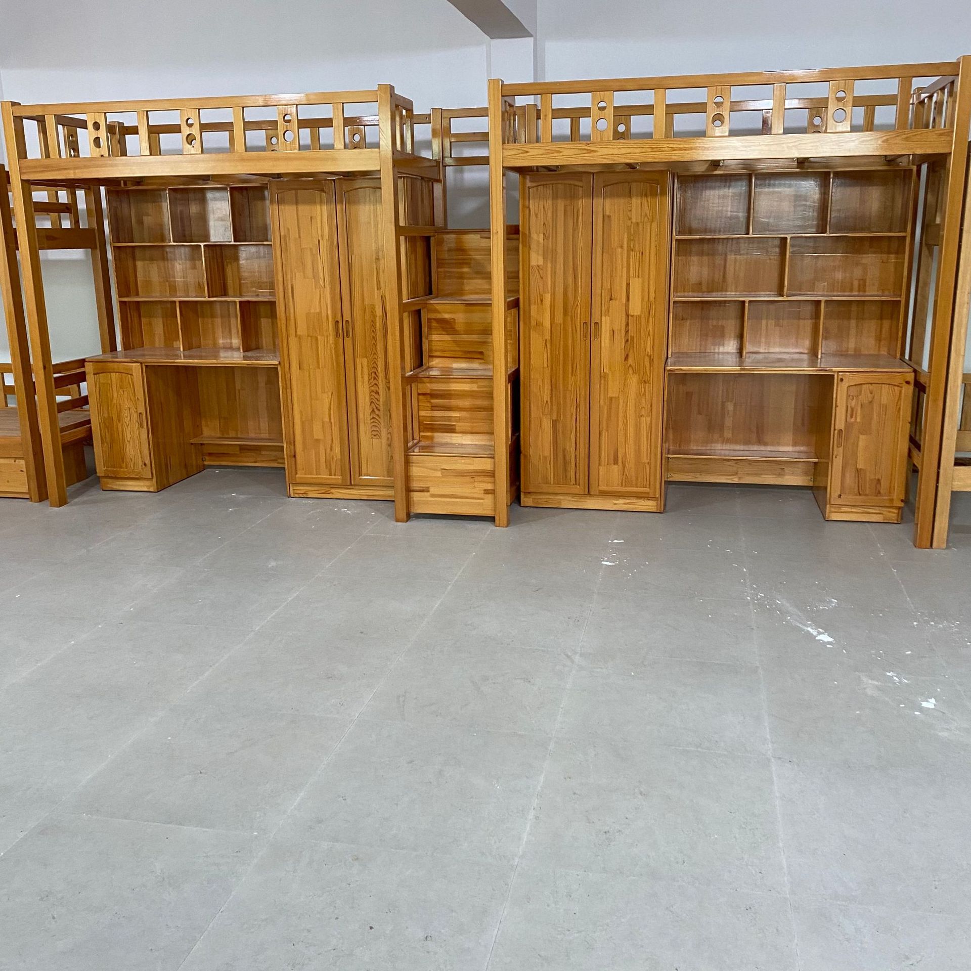 Кровать под столом Комбинированная кровать для студентов в общежитии