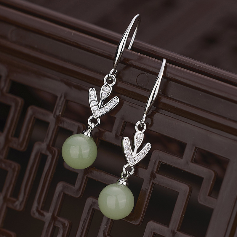 2023 New temperament inlaid zircon leaf ear hook hanging Hetian Jade round beads vintage earrings earrings wholesale