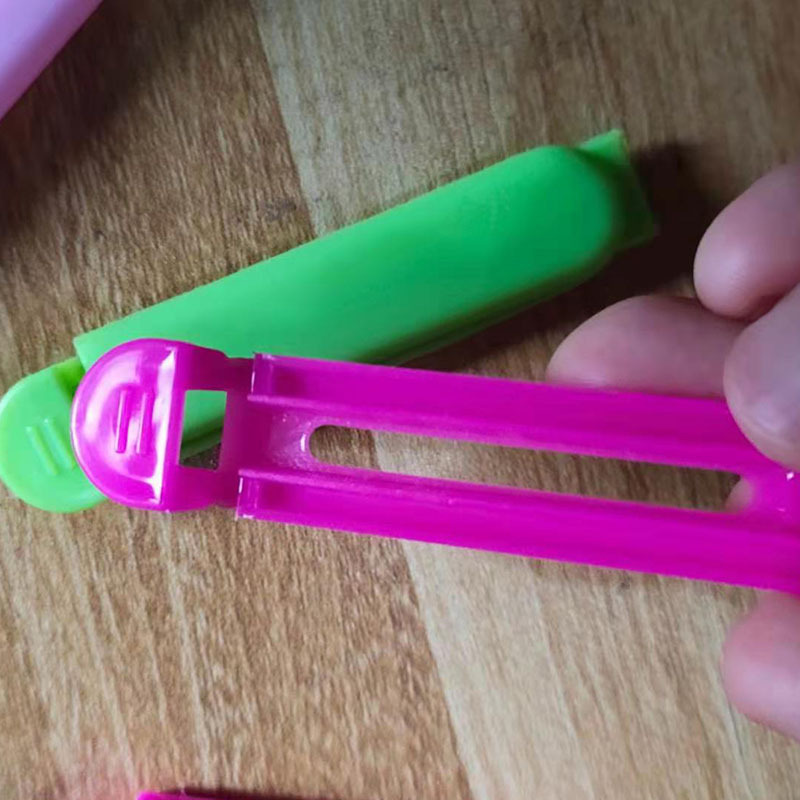 Household food sealing clip snack seasoning sealing clip milk powder tea plastic bag moisture-proof fresh-keeping plastic sealing clip