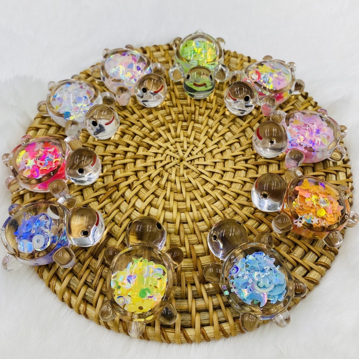 Creative small size 2 in luminous sequins turtle cute desktop ornaments adorable stickers stickers music DIY jewelry small ornaments