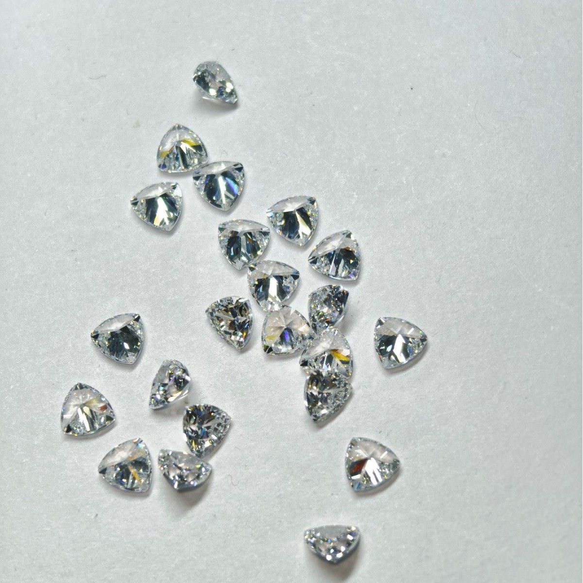 Fat Triangle, Round Triangle, 5Aspg Zircon Cubic Zirconia Loose Stone, Loose Diamond