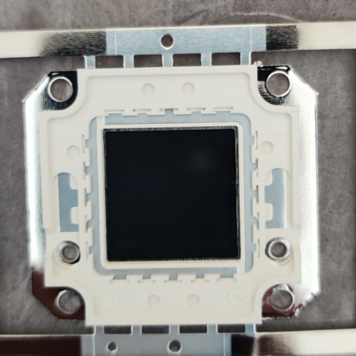 Dongguan LED bracket manufacturers produce 100W square copper PA9T material bracket