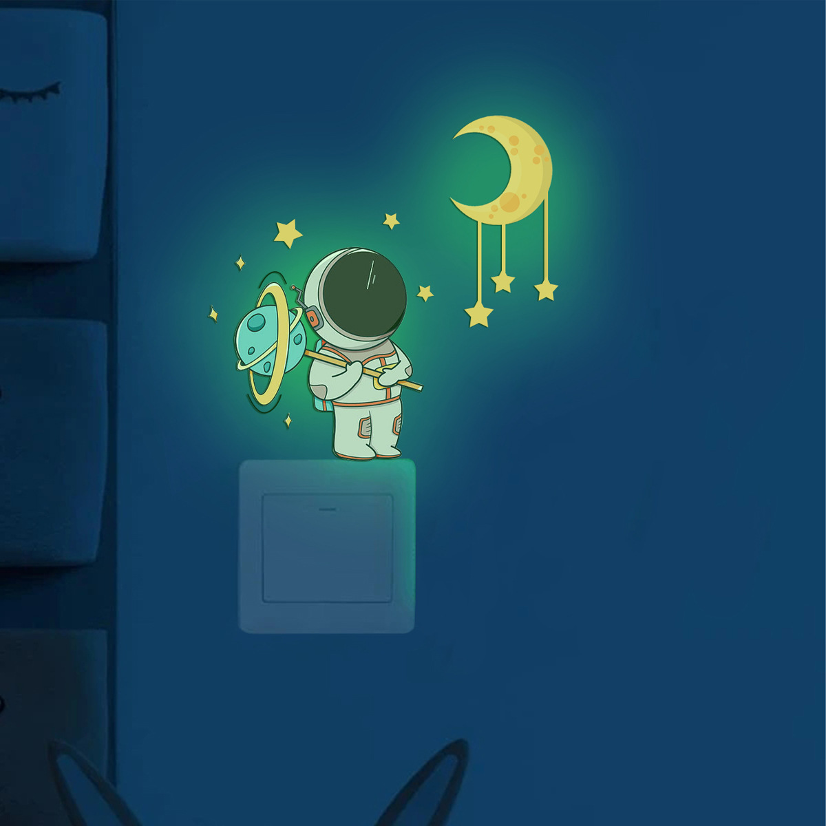 Luminous Astronaut Star Moon Switch Sticker Kidsren's Room Luminous Decorative Wall Sticker Living Room Bedroom Self-Adhesive Paper