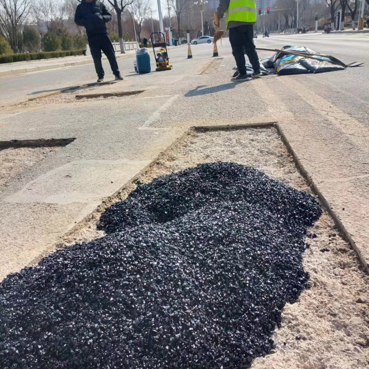 Asphalt Cold Patching Material Road Pothole Repair Pothole Pavement Repair Cement Road High-Strength Asphalt Patching Material
