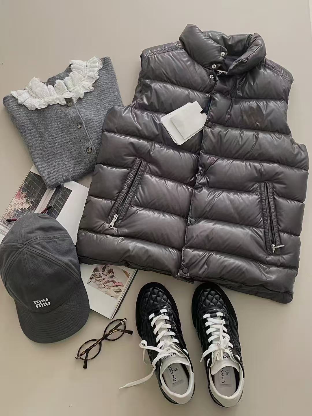 В наличии, новый утолщенный пуховик без рукавов из 90% белого гусиного пуха для мальчиков и девочек, жилет для родителей и детей