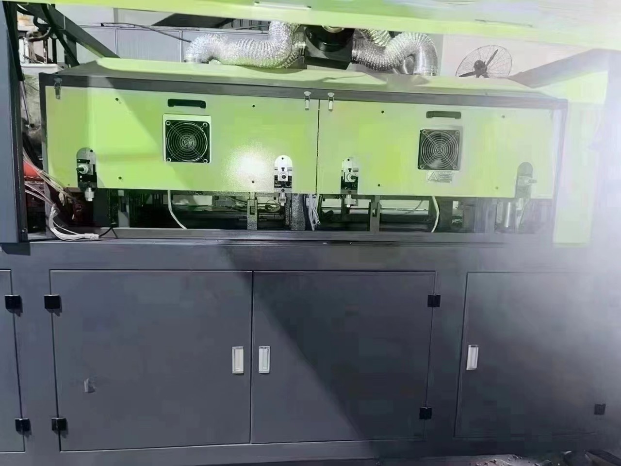 2019 Bottle Blowing Machine with Low Price 18320760855 Fu Jin Xin Xiao Zhao