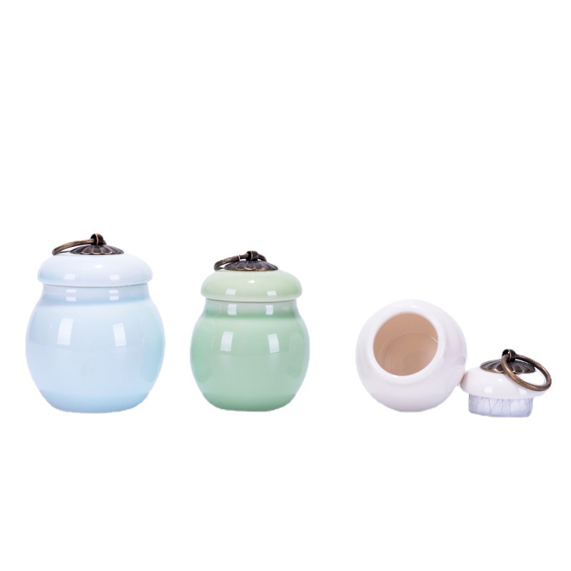 Dehua Ceramic Small Mini Color Glazed Ceramic Jar Medicine Bottle Tea Jar Fragrance Powder Ointment Bottle Sealed Storage Box