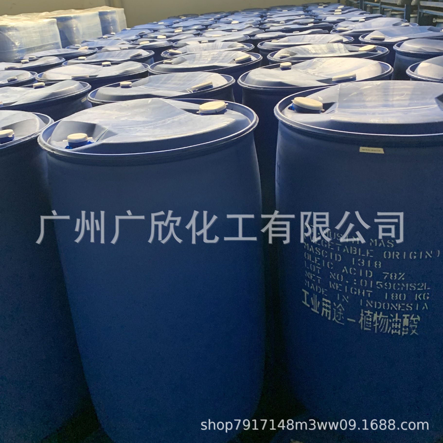 Chunjin Oleic Acid, Golden Vegetable Oleic Acid, Low Freezing Point, Good Color, Industrial Grade Palm Oil, Vegetable Oleic Acid, Coconut Tree