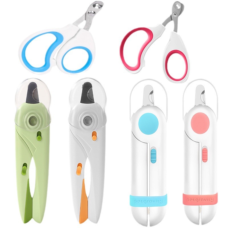 Pet nail clippers LED light anti-bleeding cat nail clippers round hole dog nail clippers nail clippers hair generation