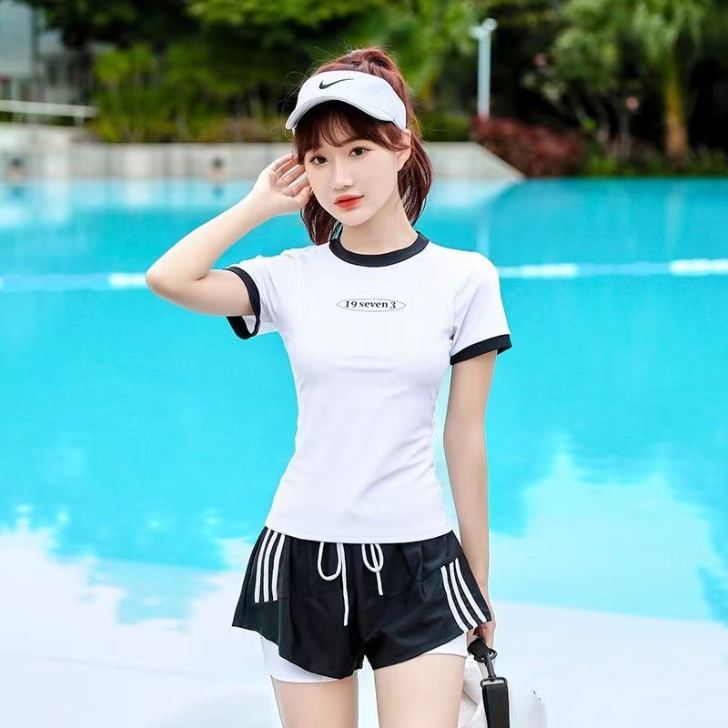 Women's Swimsuit Summer Split Conservative Student Swimsuit Two-Piece Set to Cover Belly and Look Slimming Look 2025 New Seaside Sun Protection Swimsuit