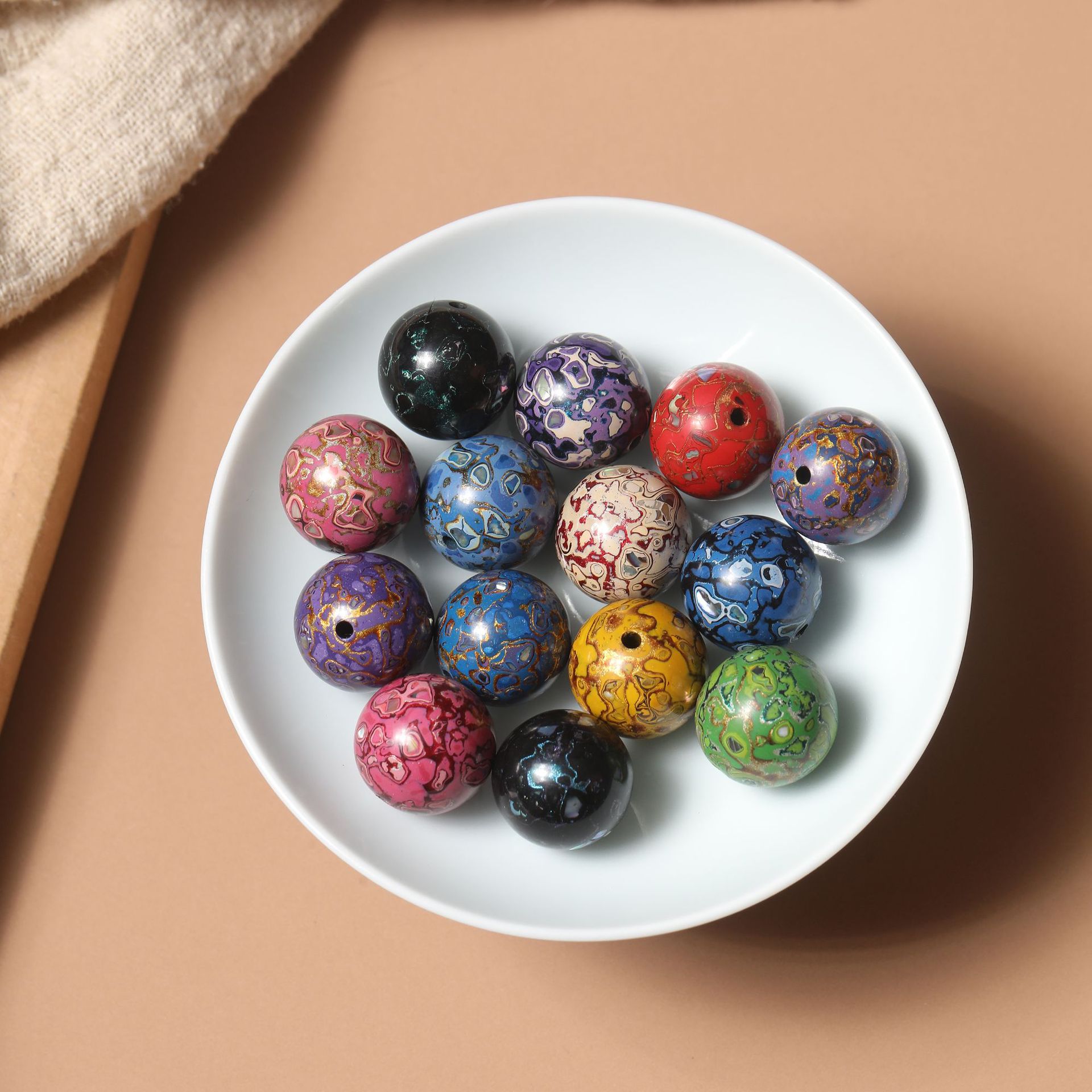 Wholesale of Intangible Cultural Heritage Lacquer Beads, Loose Beads, Inlaid Mother-Of-Pearl Purple Sandalwood Beads, Embryo Bracelets, Factory Direct Delivery, and One-Piece Delivery