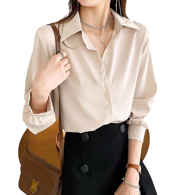 2022 spring and summer new shirt Women's loose slimming fashion design sense niche white shirt bottoming stacked sun protection clothing