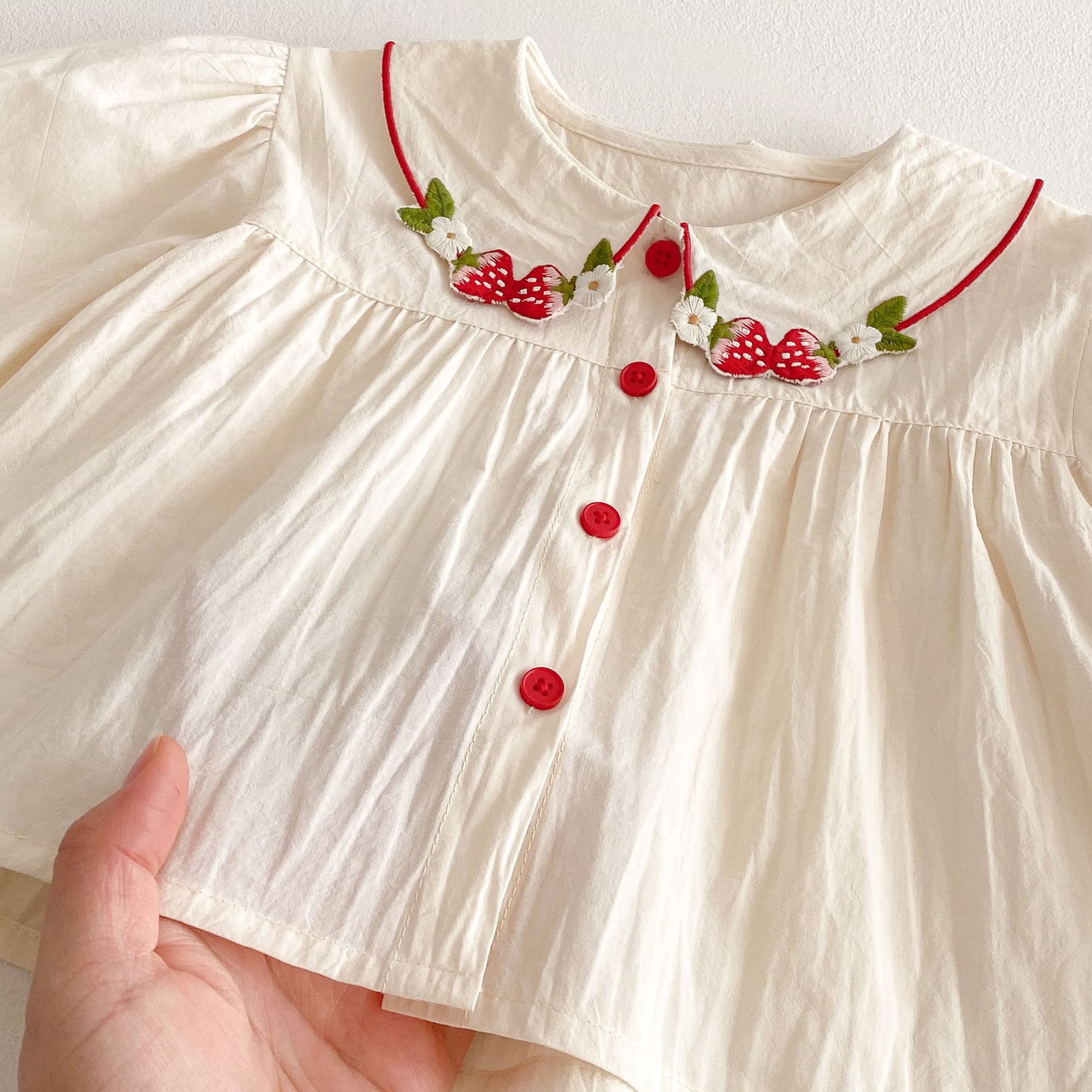 Girls' Western Style Shirt 2025 New Spring Huzhou Zhili Baby Korean Style Shirt Children's Spring Strawberry Top