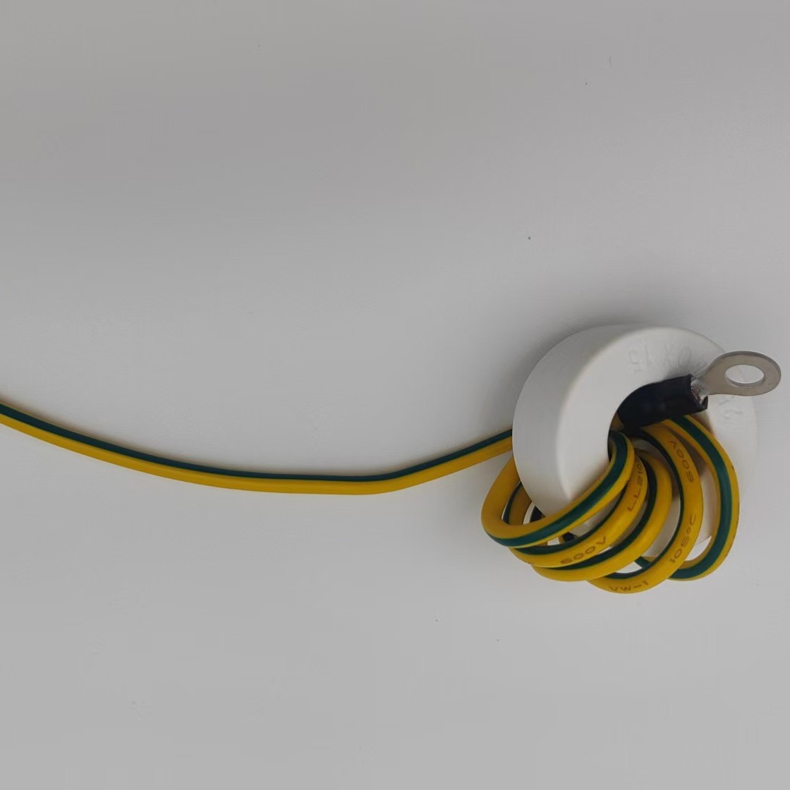 Surrounding Magnetic Wire Ul1015 12Awg Yellow-Green Digital Wire 220mm Terminal Wire with Magnetic Ring for Air Conditioner