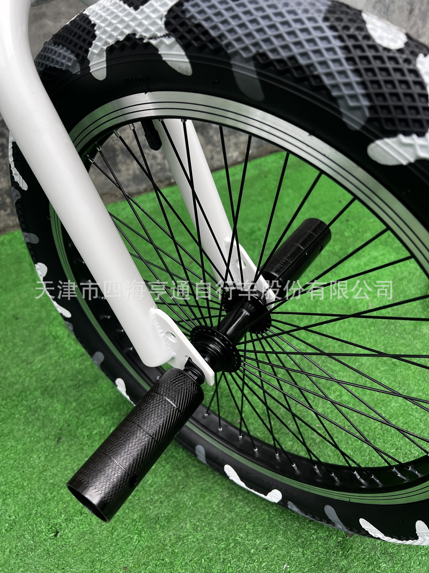 Manufacturers Wholesale Bicycles Student Cycling Outdoor Mountain Bike Off-Road Bicycle Bmx Performance Vehicle Spot