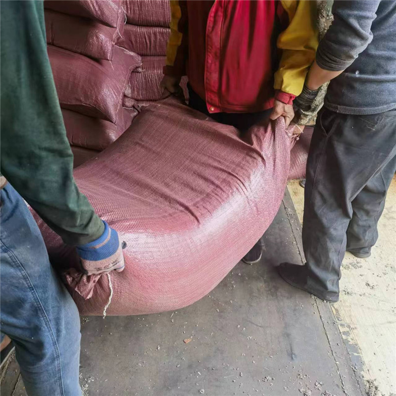 Cotton seed hulls for various greenhouse edible fungi for oil well plugging