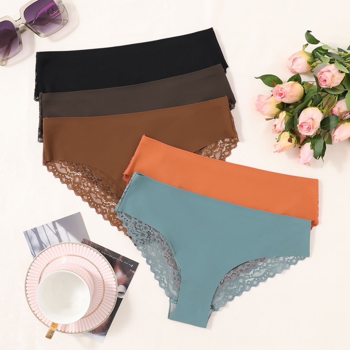 Traceless lace stitching cross-border cross-border for women's comfortable size stretch breathable briefs solid color underwear