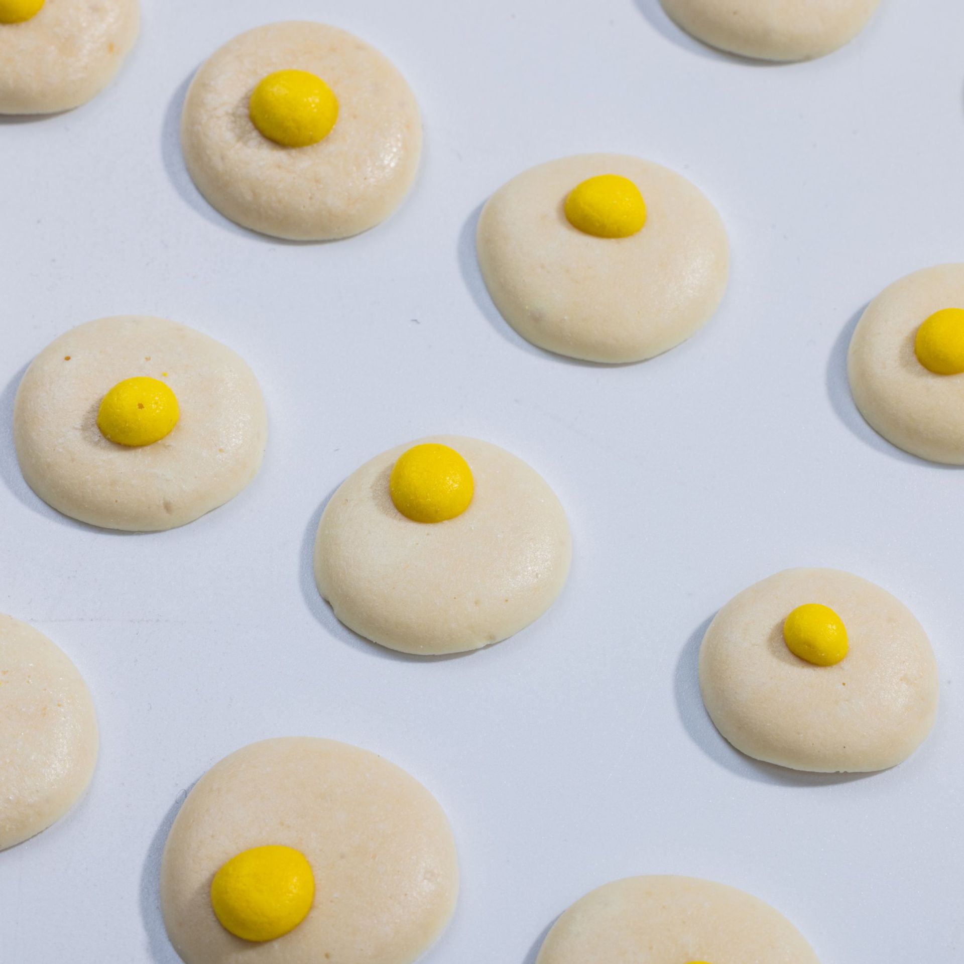 Pet Handmade Snack Goat's Milk Poached Egg Dissolved Bean Cat and Dog Universal Milk Fragrant Small Steamed Bread Small Pet Fat and Beautiful Hair