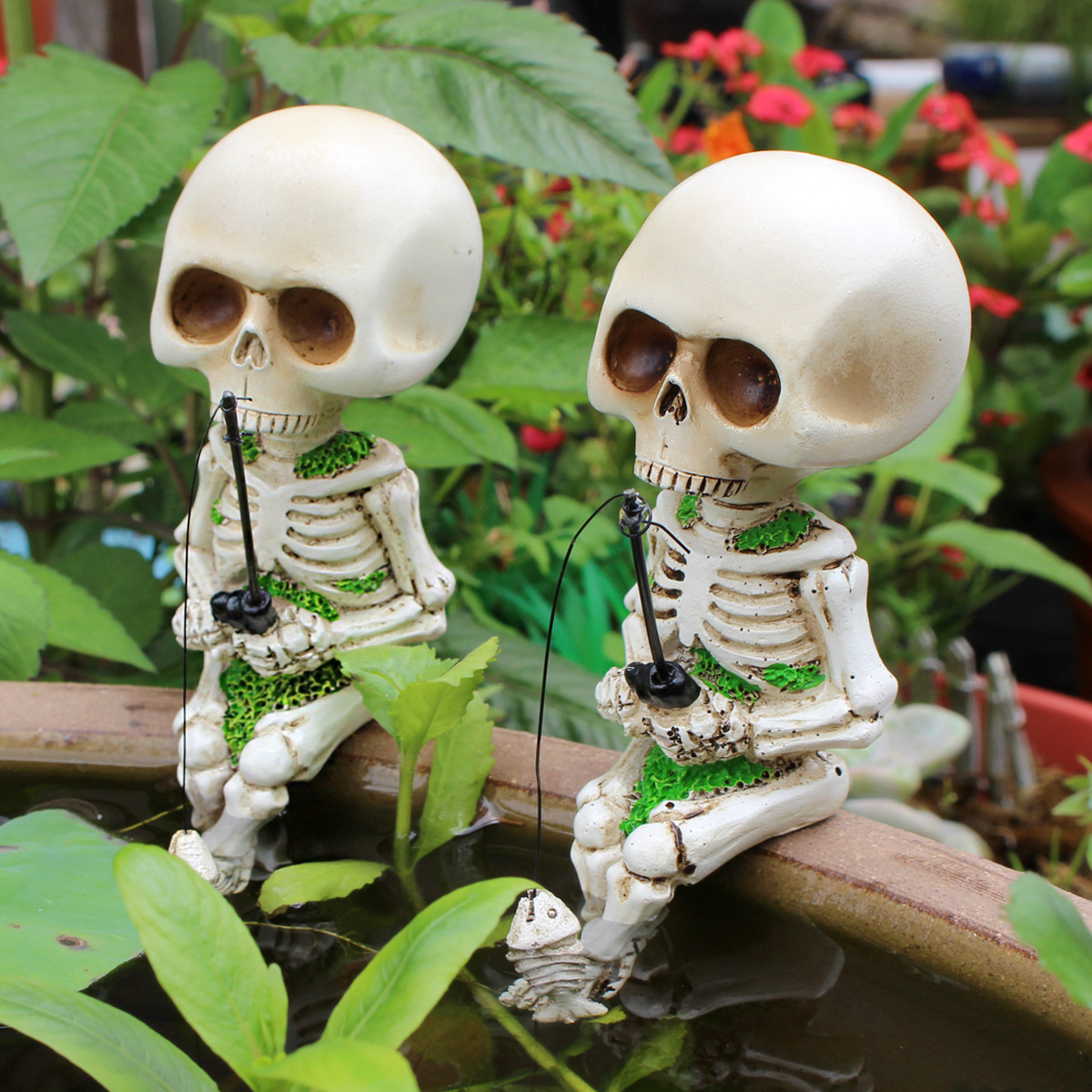 Cross-border Halloween Fishing Skeleton Resin Sitting Posture Ghost Head Horror Atmosphere Ghost Festival Home Furnishing Indoor and Outdoor Ornaments in stock