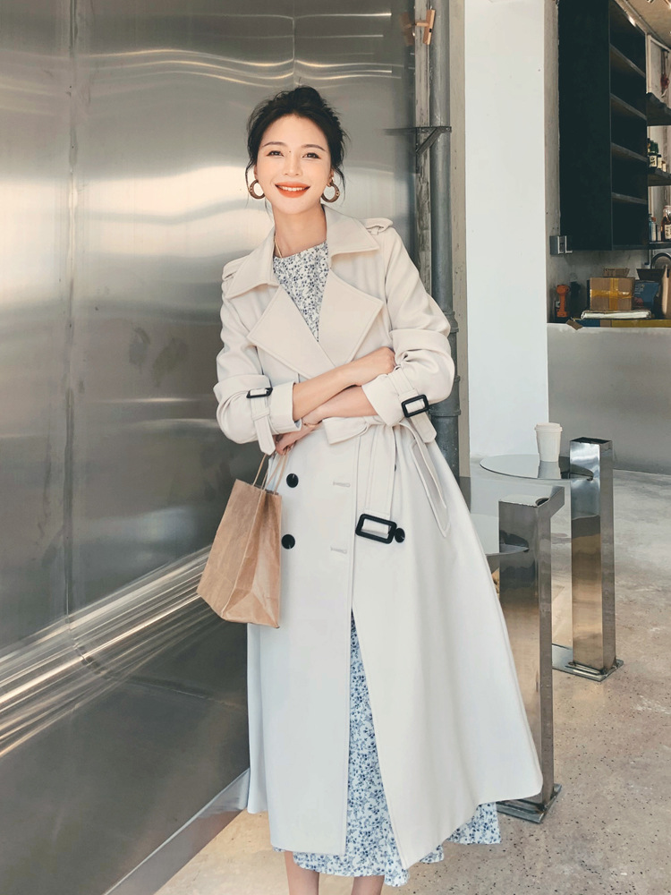 Ветровка для женщин, длинная куртка 2025 года, элегантная, стройнящая, в британском стиле