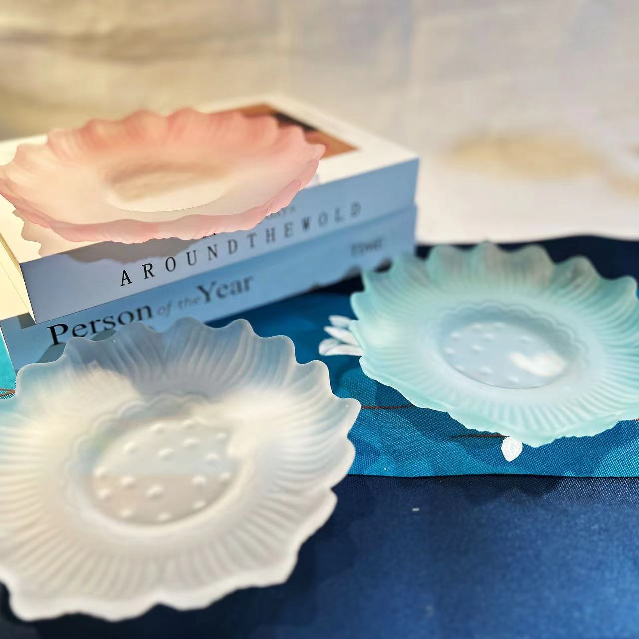 New Chinoiserie Popular Niche Frosted Crystal Glass Lotus Small Tea Tray Small Dried Fruit Tray Portable Cover Bowl Pot Holder