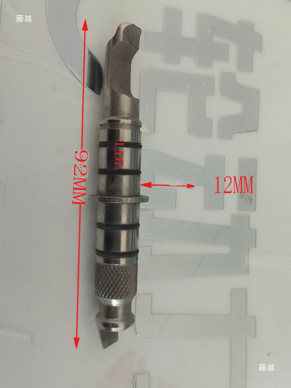 Four-Wheel Alignment Instrument, Four-Wheel Alignment Machine, Four-Wheel Alignment Equipment, Bluetooth Accessories, Fixture, Claw, Top Head Model Optional