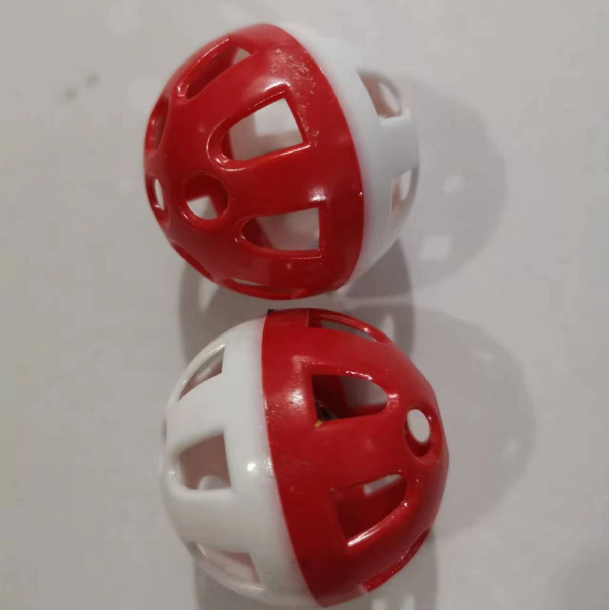 Wholesale Pet Toys Cat Plastic Hollow Ball with Bell Toy Ball Pet Spherical Toy Cat Supplies