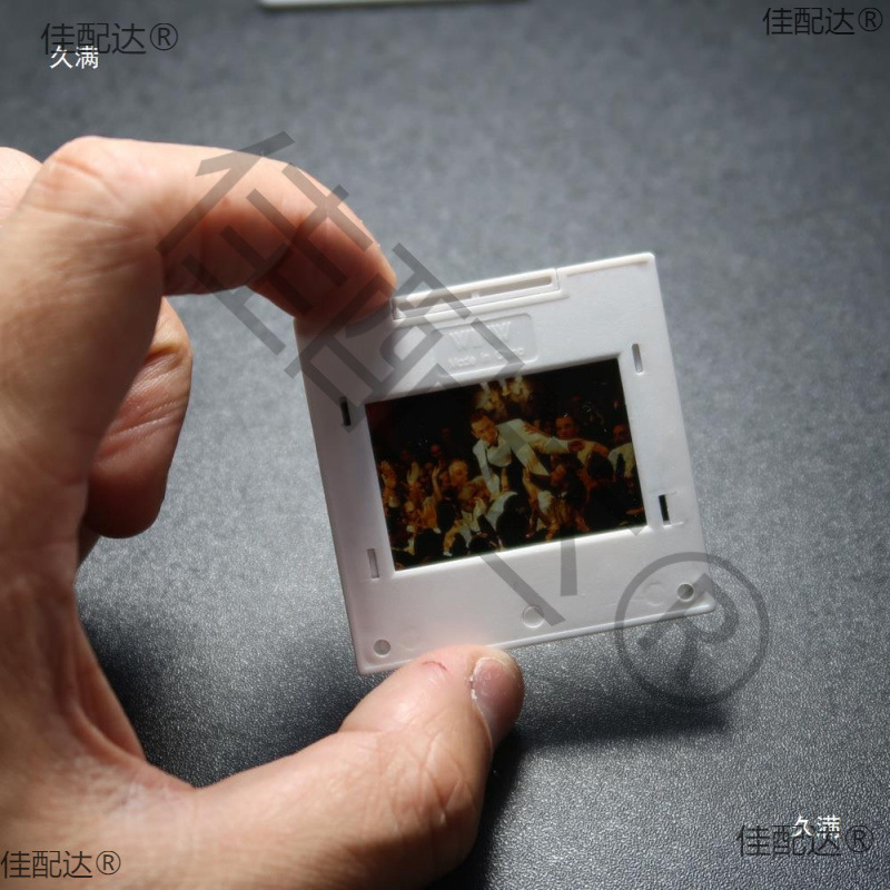 135 film clip Vilvie reverse film frame, white plastic film clip 100 film pack, send box.