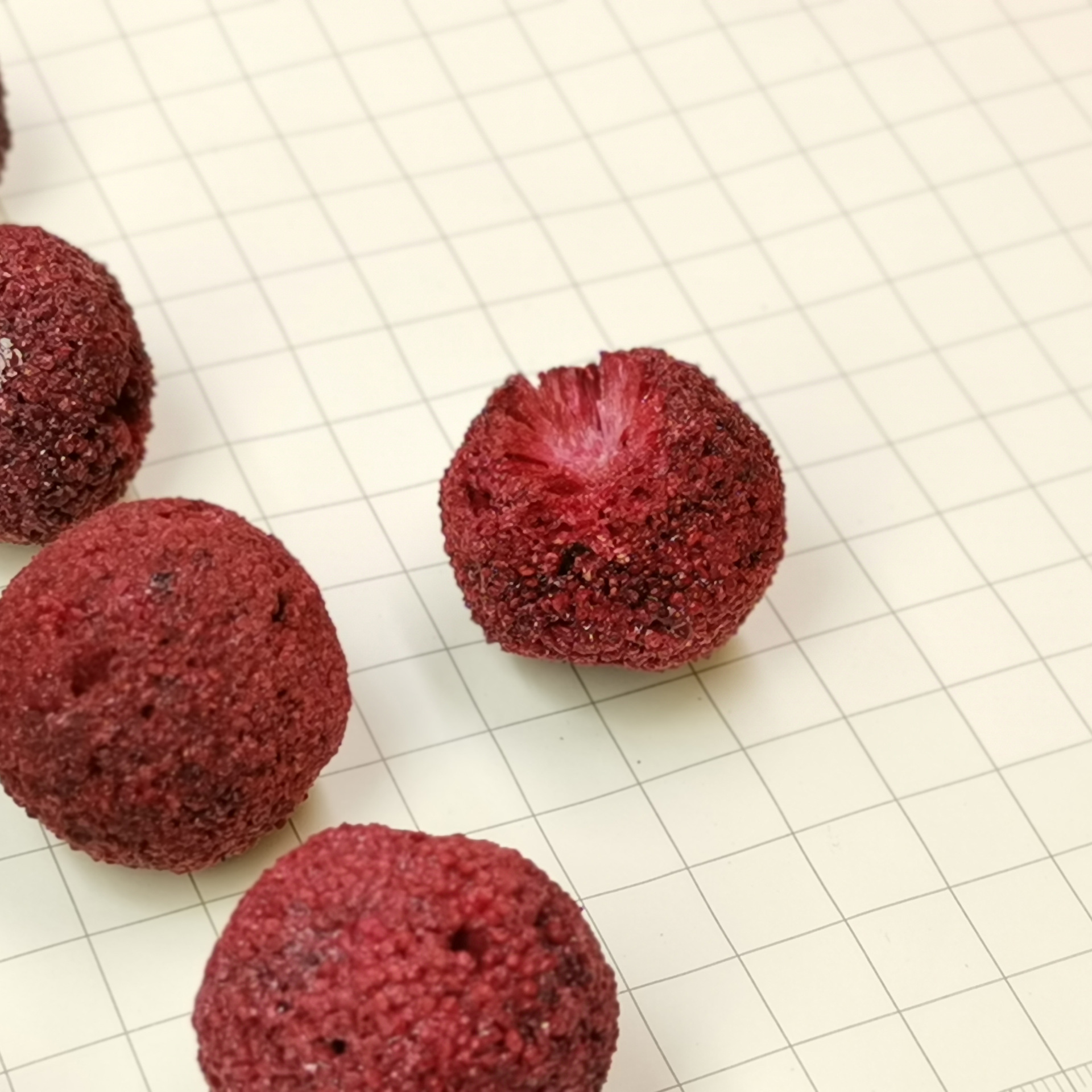 Factory wholesale freeze-dried waxberry freeze-dried fruit dried waxberry crisp casual snack waxberry juice fruit tea raw materials