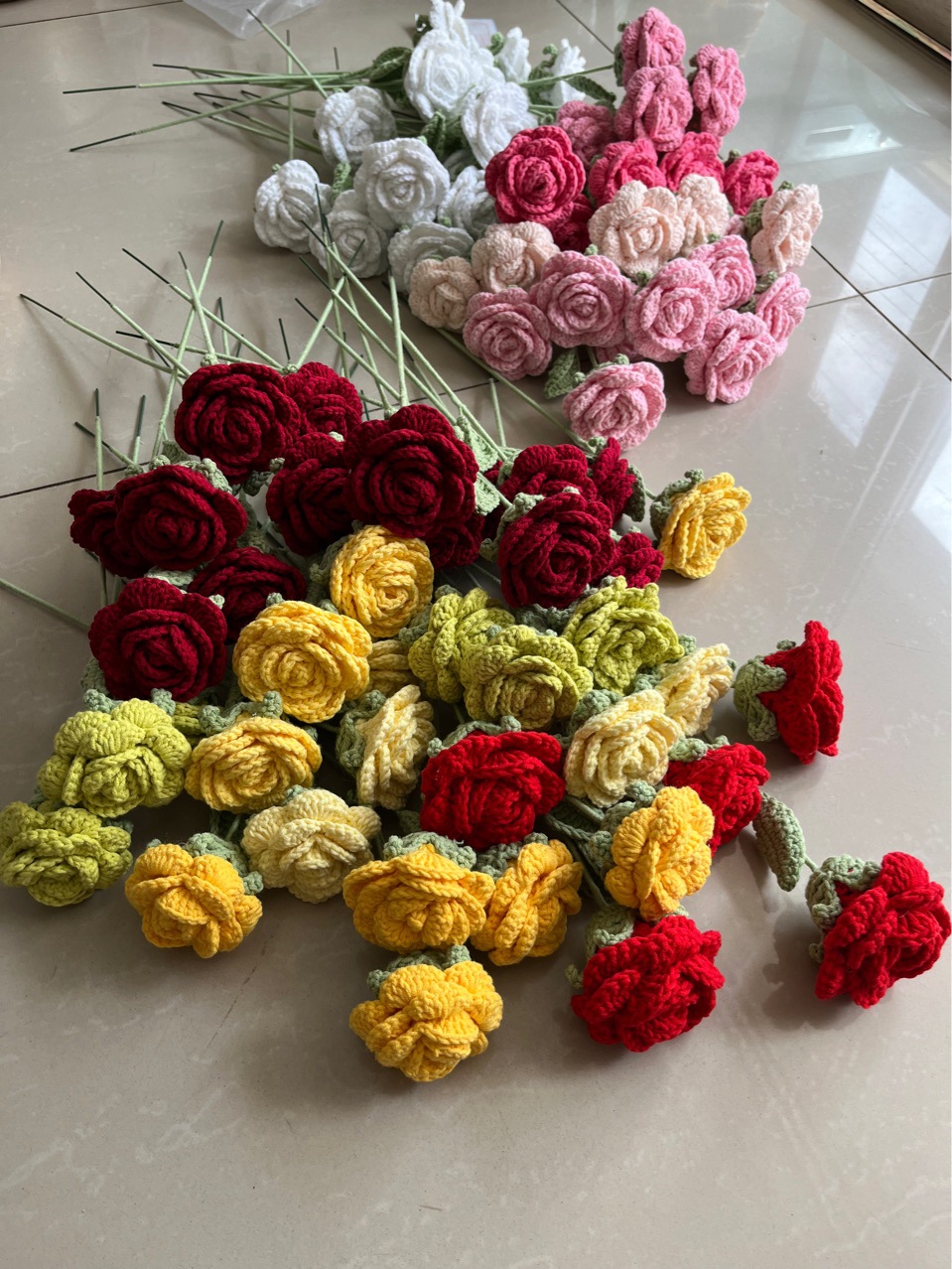 Finished handmade crochet diy wool puff flower small lanyard strawberry key chain bag pendant for hair